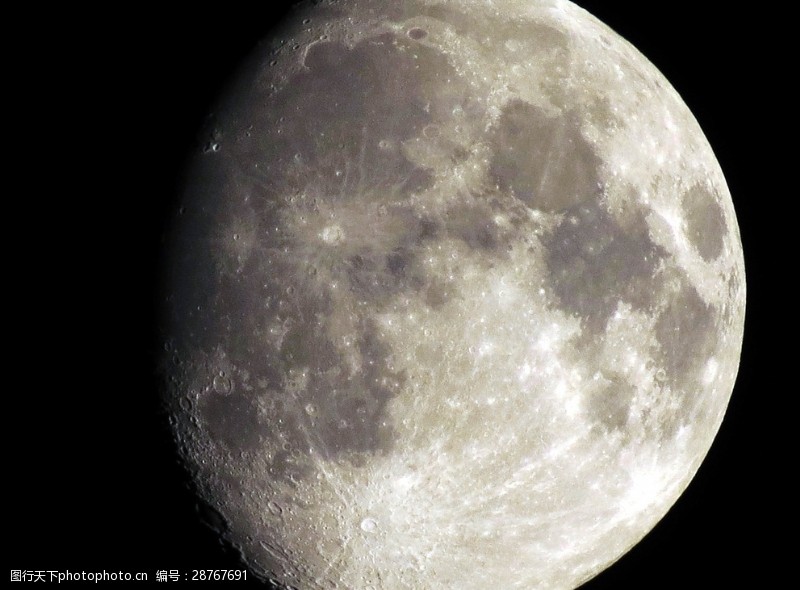 天文望远镜望月