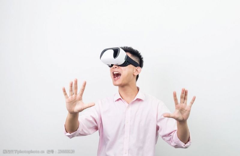 眼镜使用VR虚拟现实使用体验
