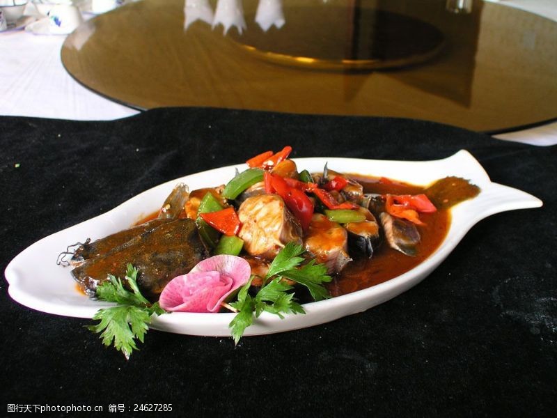 中华饮食烧鲶鱼图片