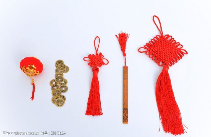 中国艺术节铜钱中国结书签素材