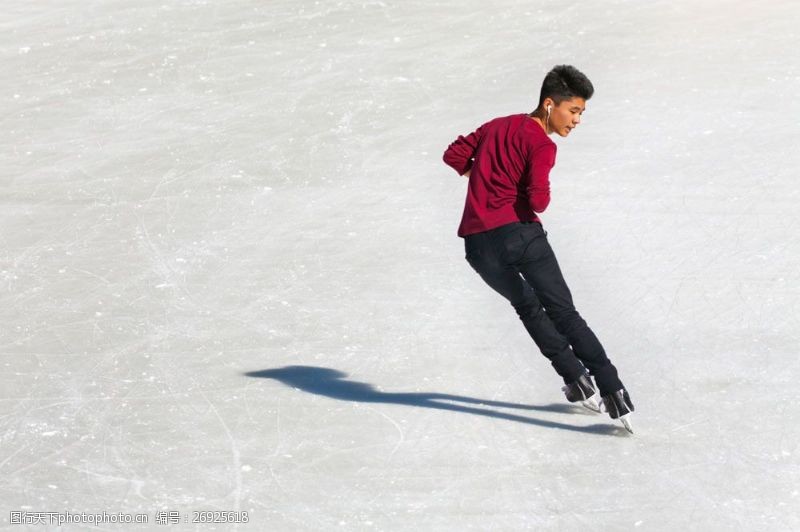 溜冰场专业溜冰的职业人物图片