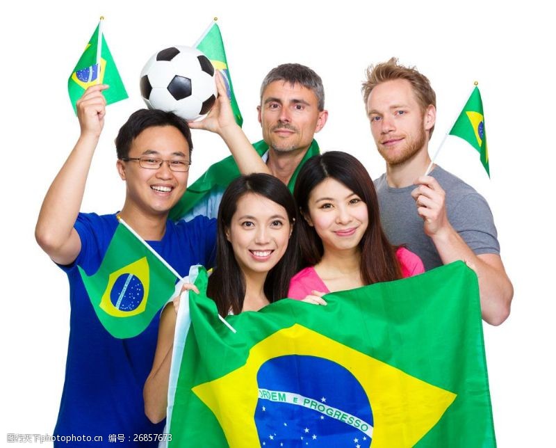 世界杯举着巴西国旗的球迷们图片