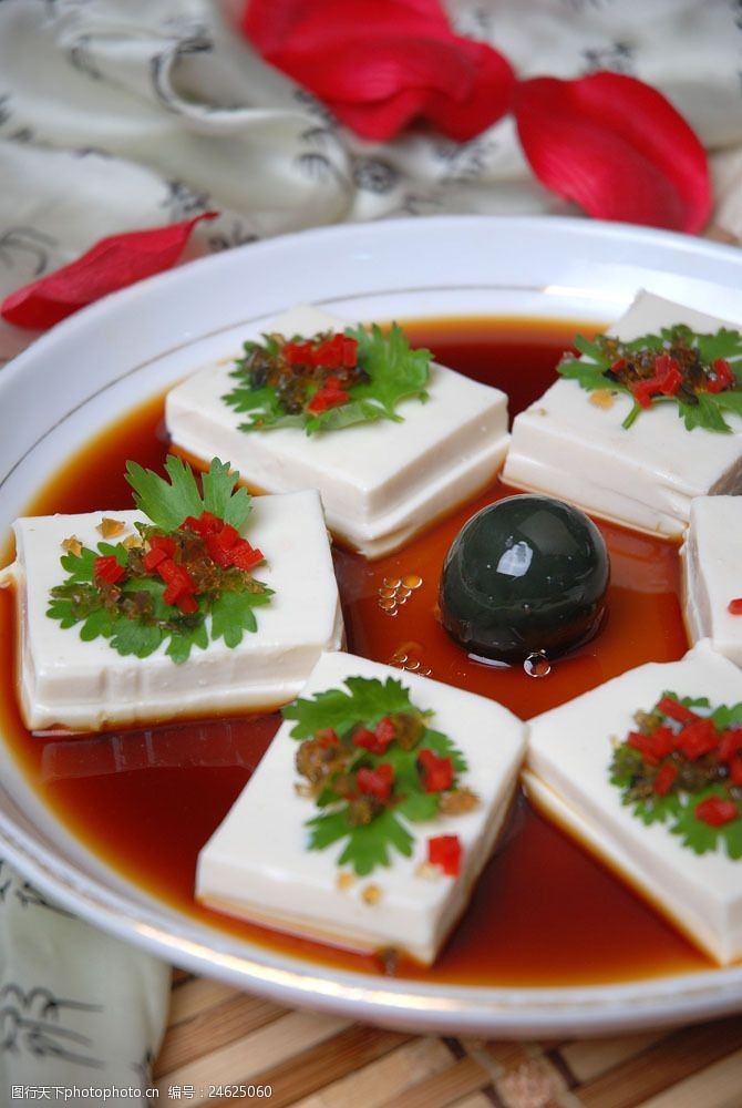 中华饮食国内美食嫩豆腐图片
