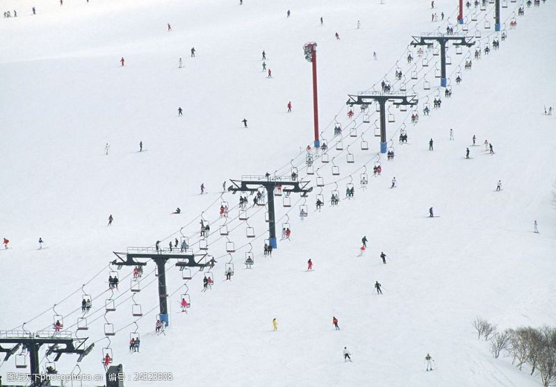 滑雪素材滑雪场的索道