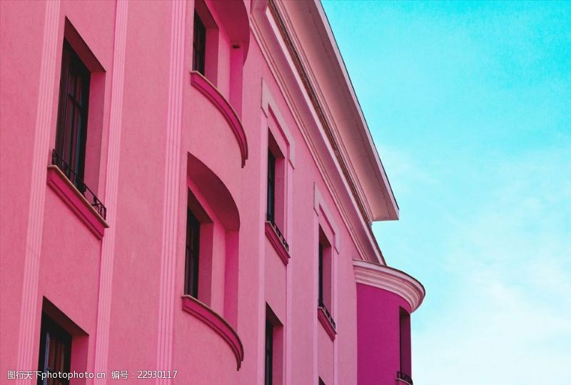 粉色房子一角