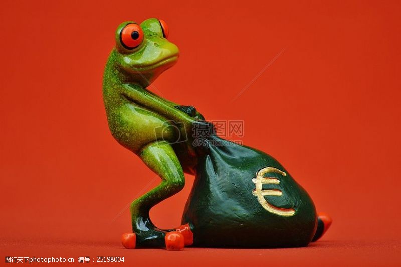红色袋子拉拽着钱袋的青蛙