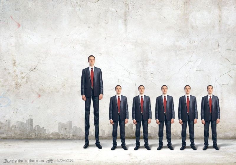 商务人员职场领导与职员的差距图片