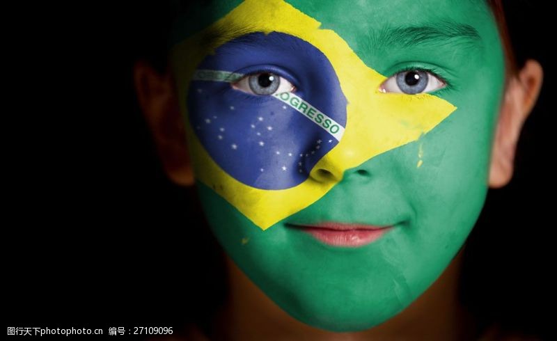 世界杯画着彩妆的外国球迷图片
