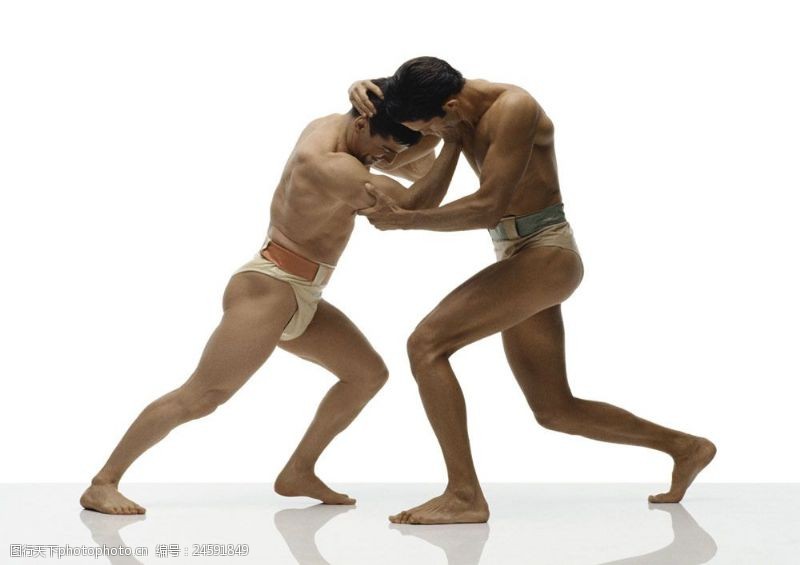 古代奥运会摔跤的外国男性运动员图片
