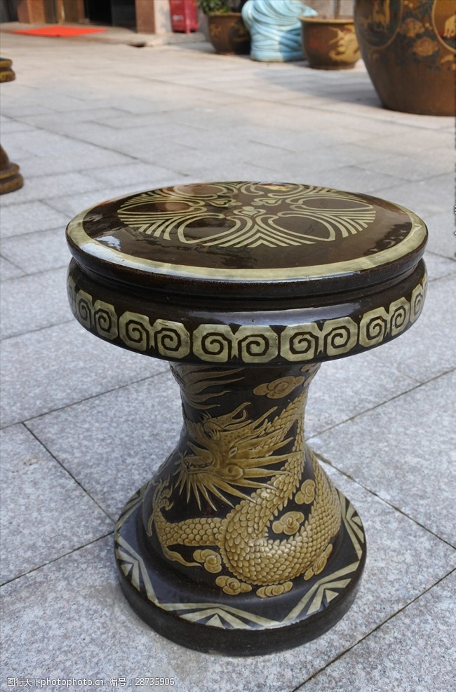 彩釉陶瓷凳子