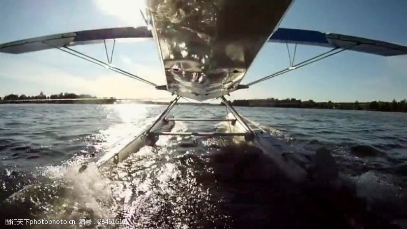 飞机背景视频飞机水上飞行视频素材